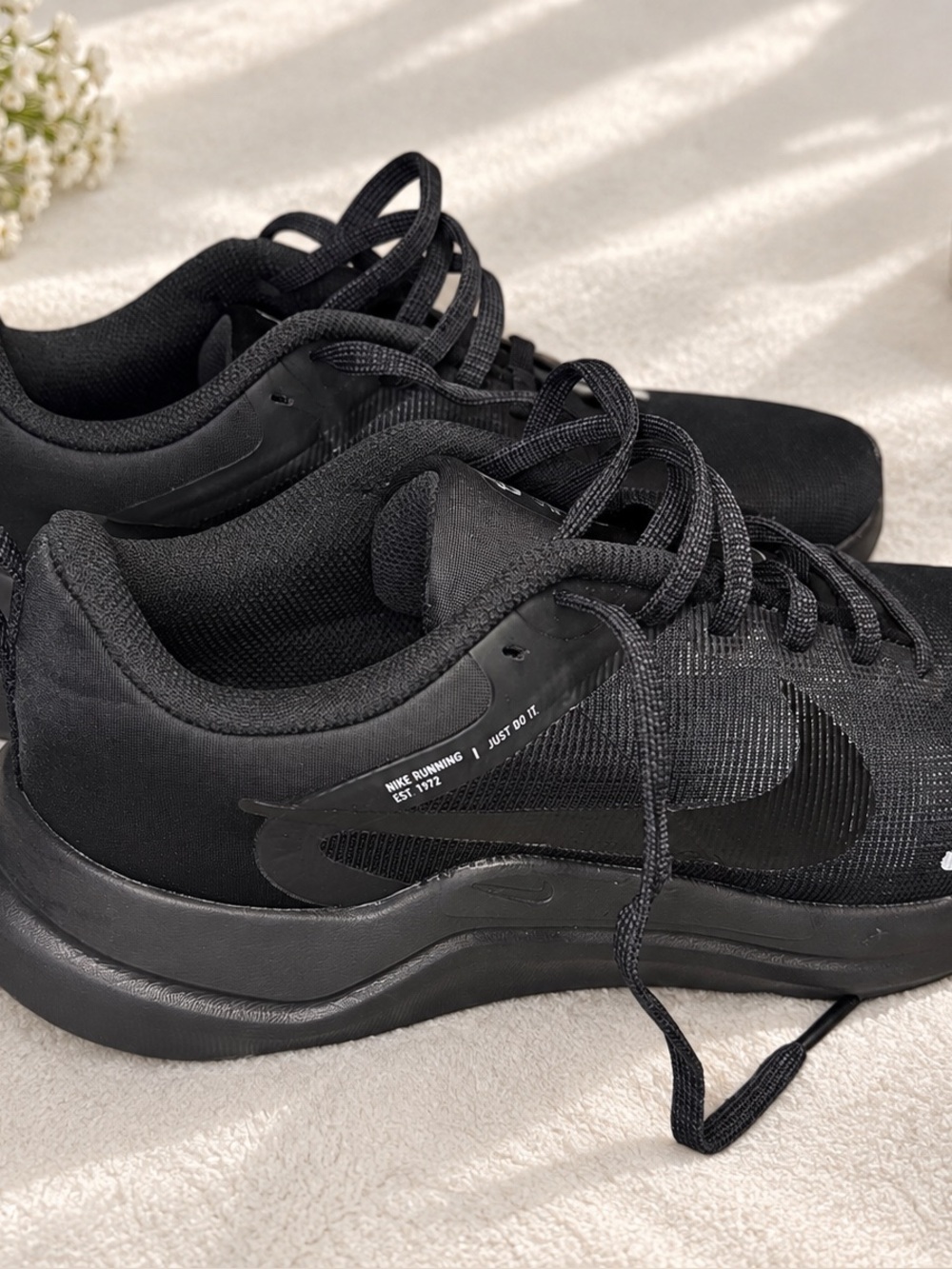 Nike Downshifter 12 Black Running Shoes Women’s 8.5